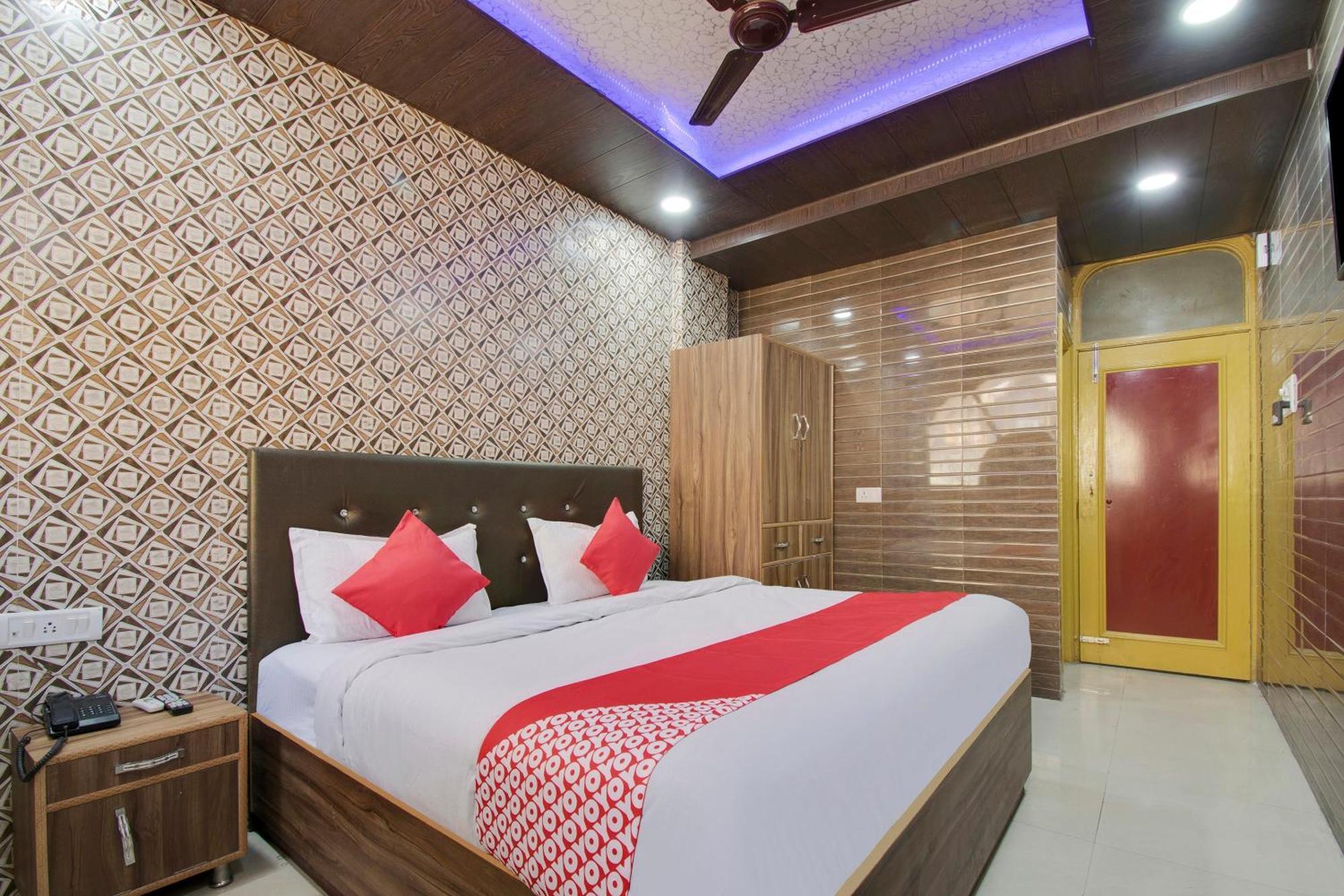 Hotel O Ajay Джамму Экстерьер фото