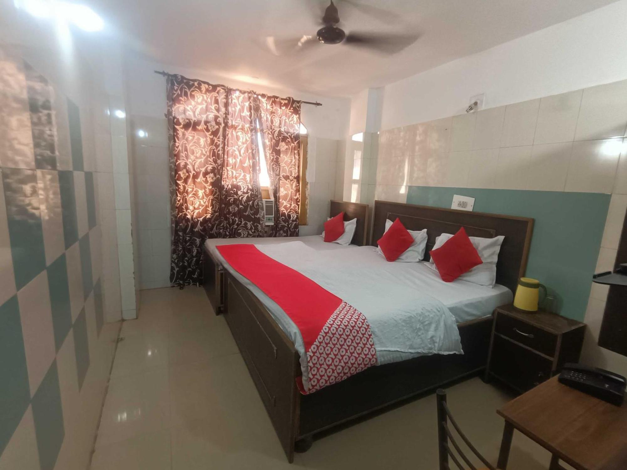 Hotel O Ajay Джамму Экстерьер фото